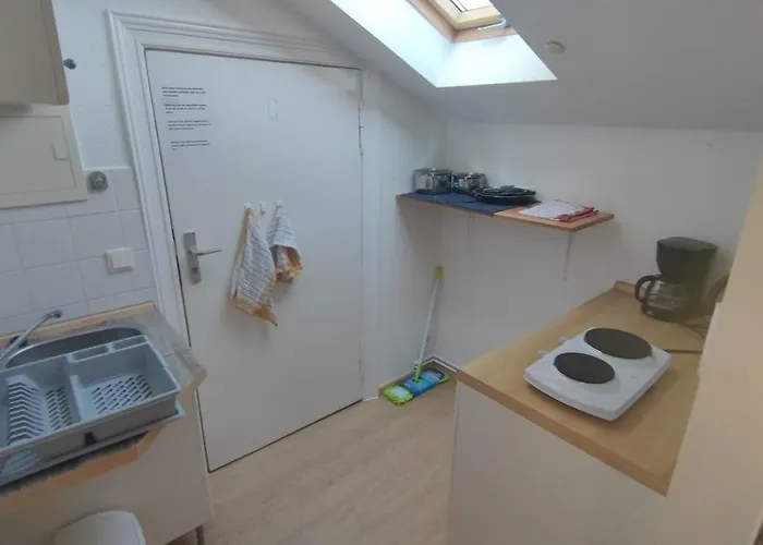 Fewo3-1 Zim-2 Einz Bett-2 Pers-kueche-dusche Wc