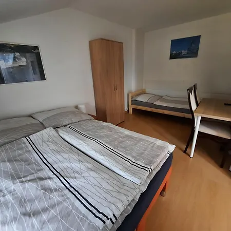 Lejlighedshotel Fewo3-1 Zim-2 Einz Bett-2 Pers-kueche-dusche Wc